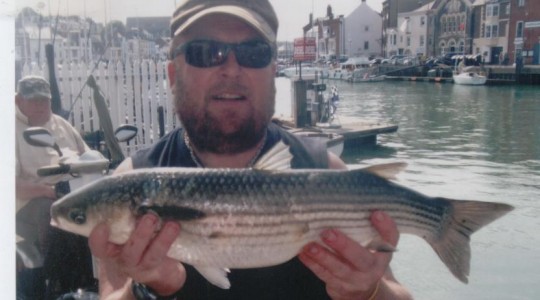 Steve is at it again with another good Mullet. THis Thick Lipped went 4lb 8, and was caught on float fished bread