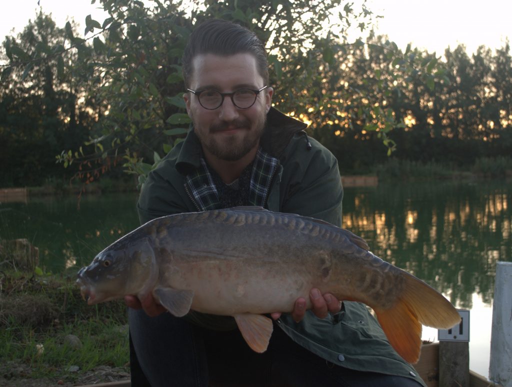 Ceaser's Palace at Bake Lakes & The Cat and Carp Lake at Milemead